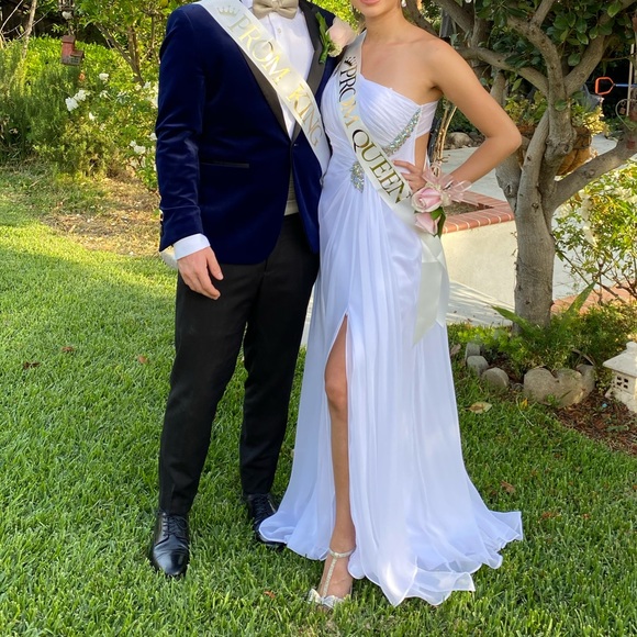 White prom goddess dress - Picture 7 of 7